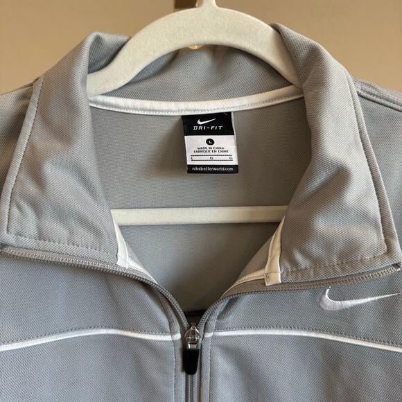 Nike Dri-Fit Full-Zip Gray Jacket Size Large Pre-Owned Excellent - Picture 4 of 5